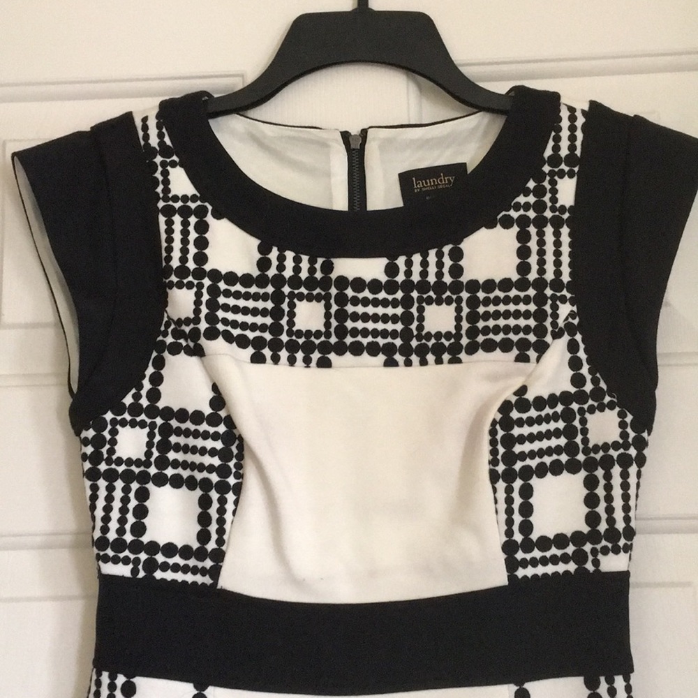 Shelli Segal Laundry Dress Size 0